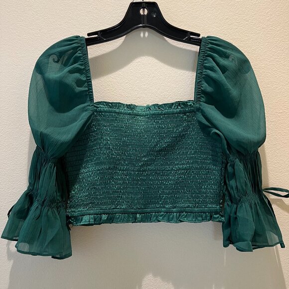 Urban Outfitters Emerald Green Smocked Crop Top 3/4 Sleeve Size S - Picture 3 of 4
